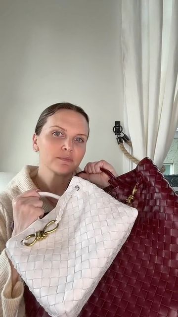 PurseBlog on Instagram: "Missed a Monday (or 2), but back with another #45secondbagreview on the new Bottega Veneta Andiamo Bag! This bag features classic House elements including the intrecciato leather to the knot detail hardware. There are three sizes, an interesting internal compartment, and plenty of colors. What do you think? #bottegavenetabag" Bottega Andiamo Bag Outfit, Bottega Veneta Bag Andiamo, Andiamo Bag Outfit, Bottega Veneta Andiamo Bag, Bottega Andiamo Bag, Bottega Andiamo, Andiamo Bag, Bottega Veneta Andiamo, House Elements