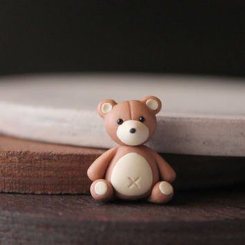 Fimo Clay Animals, Teddy Bear Clay Sculpture, Teddy Bear Polymer Clay, Air Dry Clay Teddy Bear, Teddy Bear Clay Art, Teddy Bear With Clay, Brown Clay Ideas, Polymer Clay Useful Items, Animal Clay Ideas