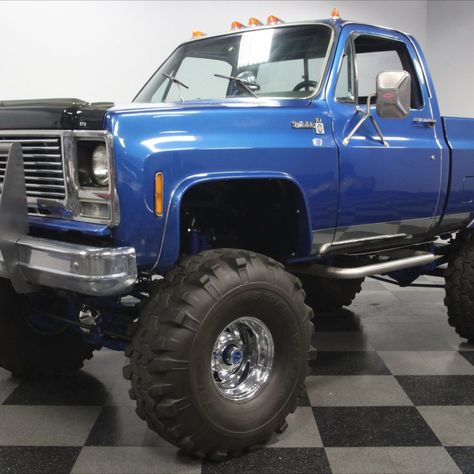 #ForSale: 1978 Chevy K-10 Scottsdale 4x4 Pickup Truck. Upgraded 350ci Chevy engine. 4-speed manual transmission. Dana60 rear end. Front and rear leaf springs. front disc brakes. Ram 2022, 80s Chevy Truck, Big Chevy Trucks, 1978 Chevy Truck, Pickup Trucks For Sale, Dream Trucks, Mud Trucks, Classic Chevrolet, Truck For Sale