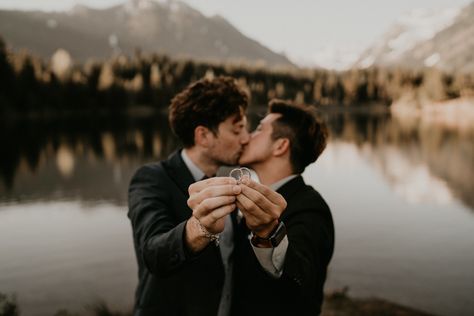 Gay Wedding Photography, Gay Wedding Photos, Wedding Couple Pictures, Rustic Modern Wedding, Lgbt Wedding, Lgbtq Wedding, Lesbian Wedding, Gay Wedding, Photo Couple