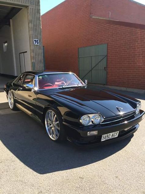 Jaguar Auto, Motor Balap, Jaguar Xjs, Jaguar (cars), Jaguar Daimler, Garage Car, Jaguar Cars, Cars Mercedes, Project Cars