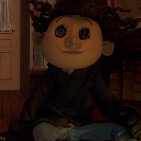 Coraline Wybie, Coraline Characters, Coraline And Wybie, Coraline Art, Coraline Aesthetic, Tim Burton Characters, Fictional Character Crush, Coraline Jones, Tim Burton Films