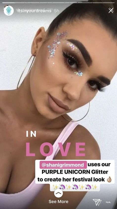 Glamorous Glitter Hair Ideas for a Sparkling Look Glitter Around Eyes, Face Glitter Concert, Glitter On Face Makeup, Body Glitter Ideas Festival, Rave Body Glitter Ideas, Mardi Gras Makeup Glitter, Chunky Glitter Makeup Looks, Glitter Face Ideas, Cheer Glitter Face