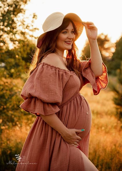 Maternity photo shoot ideas