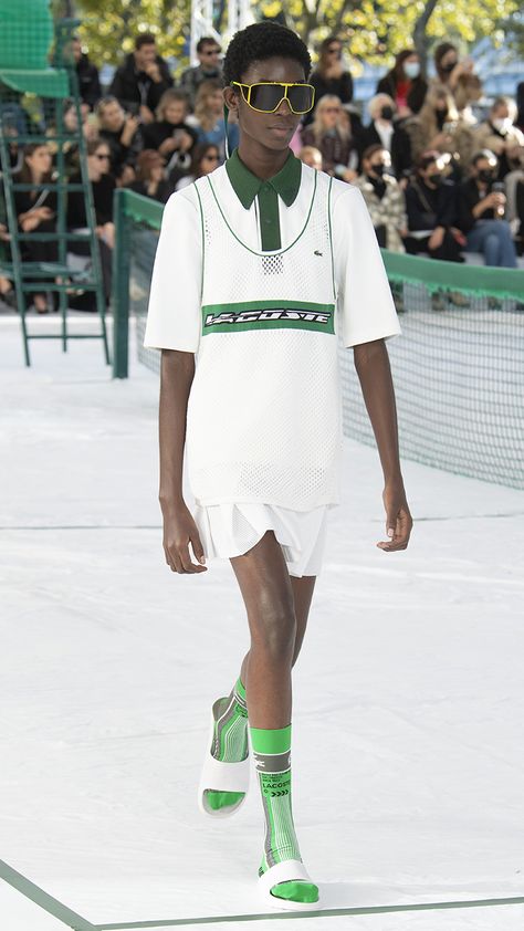 Lacoste Aesthetic, Tennis Fashion Editorial, Sports Fashion Design, Sport Luxe, Tennis Apparel, Tennis Wear, Tennis Fashion, Sportswear Fashion, Spring Summer 2023