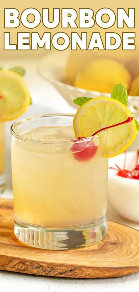 Bourbon Lemonade, Classic Lemonade, Bourbon Drinks Recipes, Simply Lemonade, Adult Beverages Recipes, Bourbon Recipes, Craft Cocktail Recipe, Cocktail Drinks Alcoholic, Lemonade Cocktail