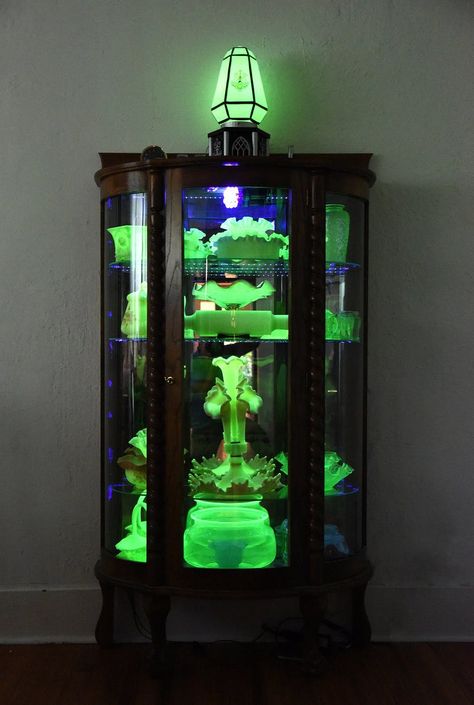 Finding a new passion for uranium - INL Uranium Glass Vintage Display, Uranium Glass Display Ideas, Uranium Glass Display Cabinet, Uranium Glass Display, Uranium Glass Vintage, 90s Decor, Dining Room Victorian, Glass Display Case, Architecture Art Design