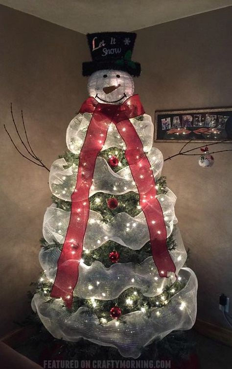 Make A Snowman, Creative Christmas Trees, Snowman Tree, Unique Christmas Trees, Snowman Christmas Tree, Christmas Tree Inspiration, Christmas Tree Ideas, Black Christmas, Grinch Christmas