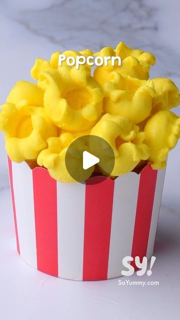 So Yummy on Instagram: "These popcorn cupcakes will be a blockbuster hit for your tastebuds! 🧁🎬🍿" Popcorn Frosting, Popcorn Buttercream, Popcorn Theme Party, Icing Piping Techniques, Cake Decorating Basics, Cupcake Decorating Techniques, Popcorn Decorations, Carnival Cupcakes, Popcorn Theme