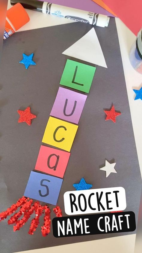 Rocket Preschool, Crafts Classroom, Rocket Craft, Sistem Solar, K Crafts, Name Crafts, Toddler Arts And Crafts, Preschool Art Activities, Collage Techniques