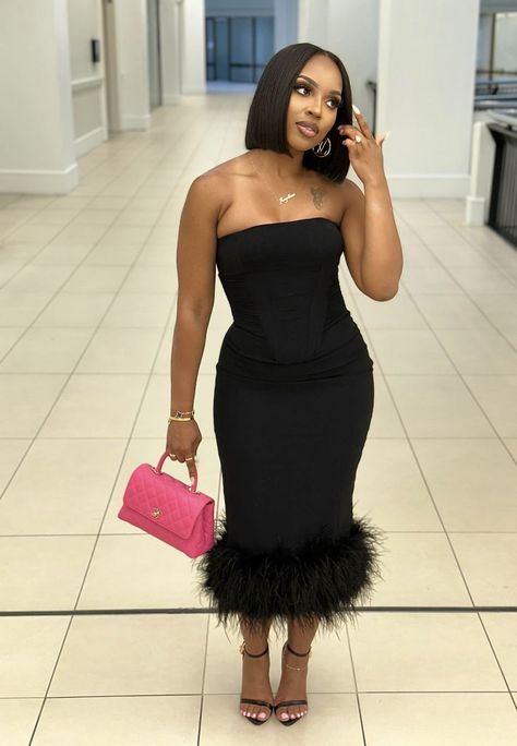 Feminine Birthday Outfits, Black Formal Dress Black Women, Dinner Dress Outfits Black Women, Graduation Outfit Ideas Dresses Classy, Wedding Guest Dresses Black Women, Birthday Looks Black Women Classy, Family Birthday Dinner Outfit, Going To A Birthday Party Outfit, Black Miami Outfit