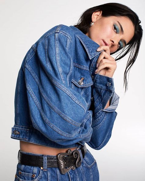 @kendalljenner rocking a Canadian tuxedo // #shotatsmashbox  Photography: @russelljames  Stylist: @seanknight  Hair: @teddycharles35… Denim Photoshoot, Denim Studio, Denim Editorial, Kim K Style, Kardashian Kollection, Mode Jeans, All Jeans, Denim Day, Trendy Swimwear