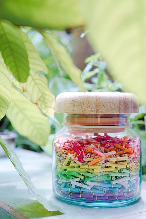 Close-Up Of Notes In Glass Jar On Table 365 Note Jar, Encouragement Jar, Paper Snowflake Designs, Jar Of Notes, Free Gift Idea, Happy Jar, Memory Jar, Graduation Party Centerpieces, Gift Jar