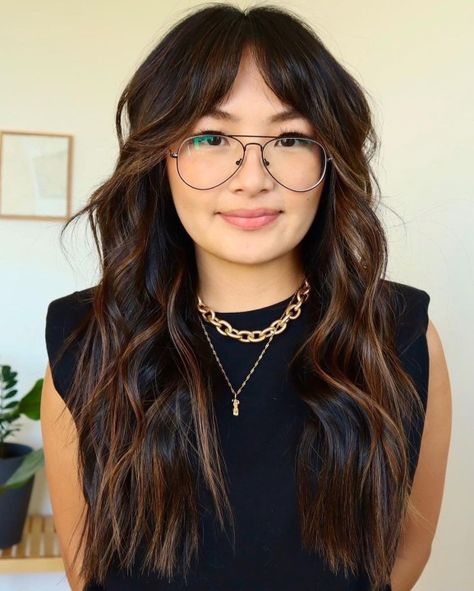 Haircuts For Round Chubby Faces, Long Shag Cut, Wavy Layered Hair, Lob With Bangs, Shag Cut, Shaggy Long Hair, Haircuts For Round Faces, Long Shag Haircut, Long Shag