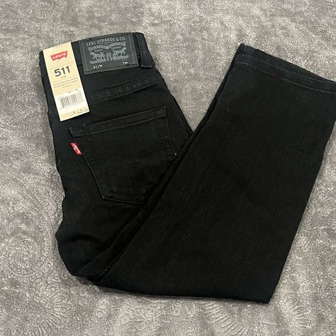 Nwt Never Worn Kids Levi’s Jeans!! Sz 5 Regular Jeans For Kids, Levis Outfit, Athletic Fit Jeans, Toddler Jeans, Black Levis, Boys Denim, Levi’s Jeans, Loose Jeans, Jeans Kids