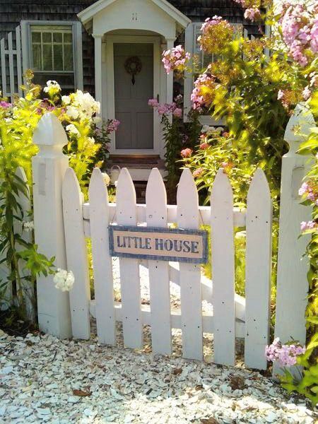 Little House, Boothbay Harbor, ME. One door and two windows wide. #littlehouse Wooden Garden Fence, Picket Gate, Tor Design, Cottage Front Doors, Garden Gates And Fencing, Garden Gate Design, Boothbay Harbor, White Fence, Quaint Cottage