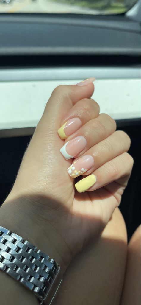 Spring Yellow Flower Nails 🌻- Structured Gel Mani- Summer gel Nails- Spring Nails Milky Yellow Nails, Gel Manicure Spring, Yellow Flower Nails, Structured Gel Manicure, Spring Yellow, Gel Mani, Nails Spring, Yellow Nails, Gel Manicure