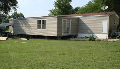 Mobile Home Additions And HUD- What Are The Rules? Mobile Home Additions, Mobile Home Addition Ideas, Mobile Home Addition, Mobile Home Deck, Single Wide Remodel, New Manufactured Homes, Home Addition Plans, New Mobile Homes, Mobile Home Repair