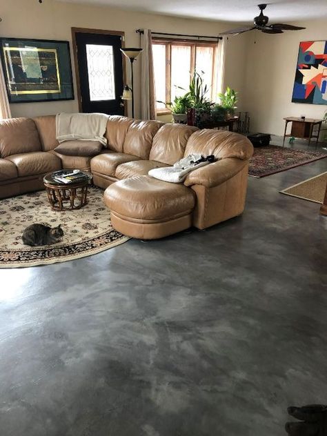 Stained Gray Concrete Floors, Copper Concrete Floor, Concrete Room Ideas, Floor Painting Ideas Concrete Basement, Concrete Stained Floors Living Room, Interior Concrete Floors Living Room, Cement Indoor Floors, Stained Concrete Living Room, Stamped Concrete Living Room Floor