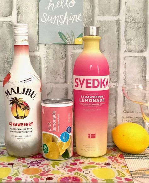 How To Make Malibu Strawberry Lemonade Vodka Slushies Drinks With Strawberry Malibu, Strawberry Lemonade Mixed Drink, Strawberry Lemonade Vodka Recipe, Strawberry Malibu Rum Drinks Recipes, Slushie Alcohol Drinks, Strawberry Malibu Rum Drinks, Camping Drinks Alcohol, Lemonade Alcohol Drinks, Strawberry Rum Drinks