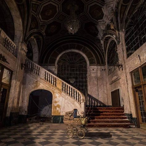 Abandoned Hotels, Only In Your State, Church Aesthetic, Ghost Pokemon, Abandoned Church, Hotel Concept, Vintage Hotels, The Theater, Abandoned Mansions