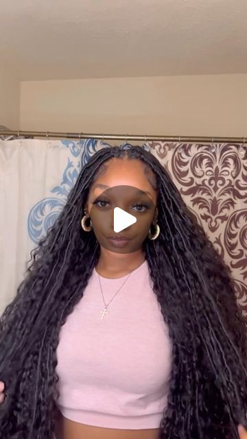 Lockbraids on Instagram: "Lazy girl hack,Fast and easy loc install ❤️😍

#crochetlocs #protectivestyles #lockbraids #dreadlocks #boholocs #locbraids #crochet #blackgirlmagic #fauxlocs #lazygirlhairstyles #vacationhair #dreadlocs #braidstutorial #hairtutorial #crochethairstyles" False Locs, Lazy Girl Hairstyles, Boho Locs, Vacation Hairstyles, Lazy Girl, Girl Tips, Faux Locs, Crochet Braids, Crochet Hair Styles