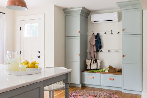 These Are the Tidying Methods Experts Swear By | Houzz UK Shallow Storage Cabinet, Transitional Entry, Long Console Table, Entry Stairs, Kitchen Addition, Staircase Wall, Drop Zone, Street Design, Make Your Bed