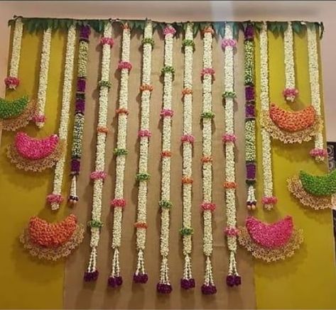 27 Best Trending Ganesh Chaturthi Decoration Ideas for home 2019 Indian Backdrop Decoration, Real Flower Decoration For Ganpati, Dasara Decoration Ideas, Ganesh Chaturthi Decoration, Pooja Decoration, Ganapati Decoration, Housewarming Decorations, Mandap Decor, Desi Wedding Decor