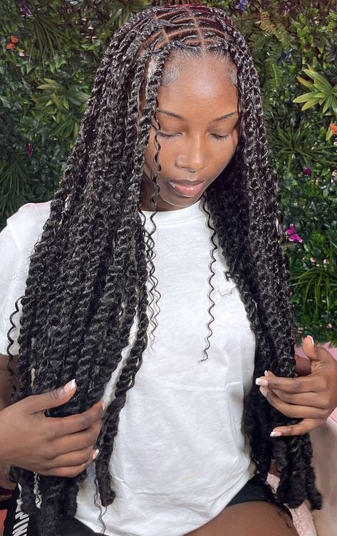 • . h a i r . • insta pin #hairstyles #hairstyle #longhair #shorthair #highlights #lowlights #bleachandtone #haircare #haircolor #curlyhair #blondehair #brunettehair #beauty #baddie #fashion #style #allhairisbeautiful #salon #lacefrontal #deepwave #braids #locs #dreads #naturalcurls #naturalhair #blonde #brunette #redhair #ginger #beautiful #healthyhair #newhair Invisible Locs Hairstyles, Knotted Braids, Latest Hairstyles For Ladies, Pin Hairstyles, Invisible Locs, Baddie Fashion, Braids Locs, Short Box Braids Hairstyles, Highlights Lowlights