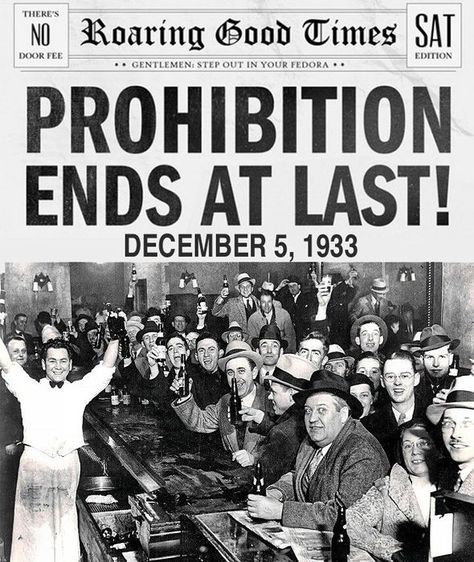 Prohibition Ends, 1933 Prohibition Bar, Prohibition Party, End Of Prohibition, Newspaper Headlines, Al Capone, Strange Photos, Old Newspaper, Beer Bar, Photo Vintage