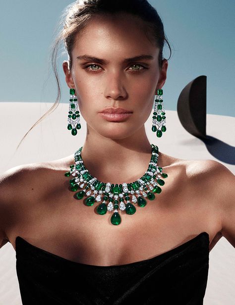 Jewelry Campaign, Graff Diamonds, Rare Diamond, High Jewellery, Jewelry Photoshoot, Jewellery Unique, Sara Sampaio, Fine Diamond Jewelry, Jewelry Photography