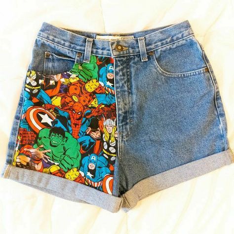 Casual Clothes For Women, Painted Pants, Marvel Fashion, Painted Clothes Diy, Cute Disney Outfits, Marvel Clothes, Painted Denim, Painted Clothes, Diy Couture