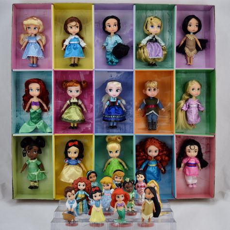 Disney Animators' Collection Deluxe Figure Playset Versus … | Flickr Real Disney Princesses, Disney Animators Collection Dolls, Official Disney Princesses, Disney Animator Doll, Disney Animators, Disney Animators Collection, Mini Dolls, Toddler Dolls