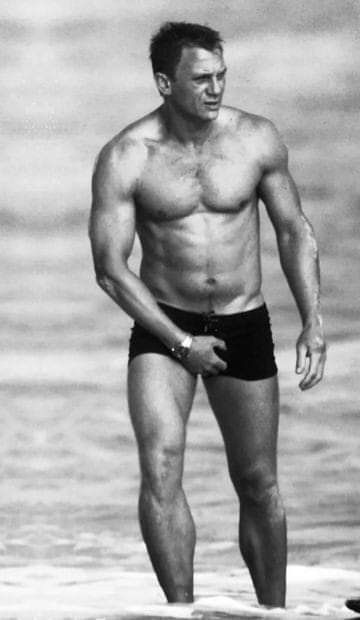 Daniel Craig Body, Gary Cooper, Celeb Crushes, Daniel Craig, Hollywood Actor, Male Body, James Bond, Hollywood, Thing 1