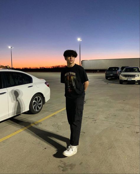 skater clothes indie boy soft boy baggy clothes style aesthetic pic inspo skater guy parking lot picture street wear cargo pants harley davidson Street Wear Cargo Pants, Clothes Style Aesthetic, Baggy Clothes Style, Skater Clothes, Skater Guy, Skater Boy Outfits, Indie Boy, Skater Boy, Parking Lot