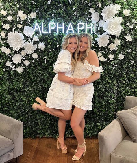 Sorority Semi Formal Decorations, Recruitment Backdrops, Preference Decorations Sorority, Sorority Recruitment Backdrops, Philanthropy Decorations Sorority, Sorority Formal Decorations Ideas, Sorority Rush House Decorations, Fall Sorority Recruitment Themes, Sorority Event Decor