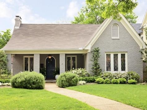 painted brick house exterior - Google Search Painted Brick Ranch House, Grey Painted Brick, Painted Brick Ranch, Painted Brick House Exterior, Brick House Colors, Brick Ranch Houses, Painted Brick Exteriors, Painted Brick House, Gray House