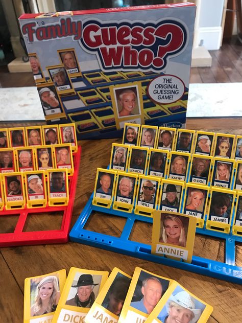 Personalized Family Guess Who Game Personalized Guess Who Game, Homade Boardgames, Friend Group Gift Ideas, Activities To Do With Friends At Home, Birthday Ideas Activities, Diy Guess Who Game, Guess Who Game, Photo Game, Bored Games