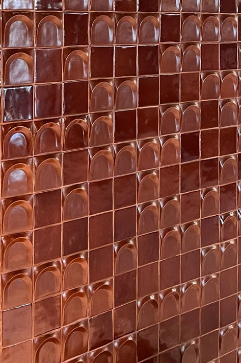 Our Red Vermouth Tiles have amazing orange and brown undertones. Burgundy Tile Bathroom, Tile Wall Restaurant, Red Brown Aesthetic, Red Kitchen Tiles, Terracota Tile, Restaurant Tiles, Tile Bar, Orange Tile, Materials Texture