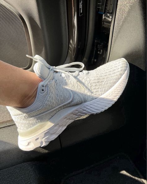 Nike React Infinity Run Flyknit sneakers for women Nike React Infinity Run Flyknit, Nike React Infinity Run, White On White, Nike React, Sneakers For Women, Running Sneakers, Workout Clothes, The White, Nike Women