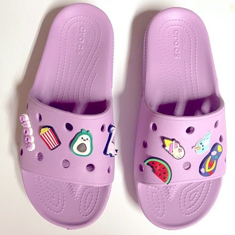 Crocs NWOT Classic Adult Slide Sandals Unisex Women's Crocs, Cute Charms, Crocs Shoes, Slide Sandals, Drain, Open Toe, Lavender, Slip On, Charms