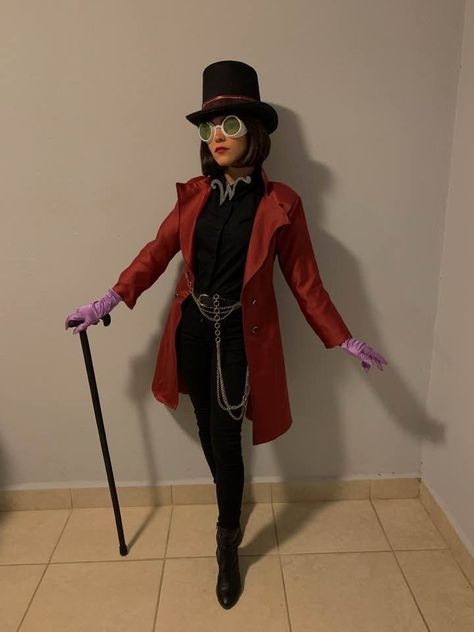 Halloween Villain Costumes, Nonbinary Halloween Costumes, Trending Halloween Costumes 2023, Willy Wonka Halloween, Willy Wonka Costume, Halloween Costumes Women Creative, Läskig Halloween, Kostuum Halloween, Kostum Halloween