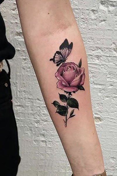 35 Gorgeous Rose Tattoo Ideas for Women - The Trend Spotter Watercolor Forearm Tattoo, A Rose Tattoo, Rosen Tattoo Frau, Butterfly Sitting, Delicate Flower Tattoo, Rose And Butterfly Tattoo, Forearm Tattoo Ideas, Unique Butterfly Tattoos, Butterfly Tattoo On Shoulder