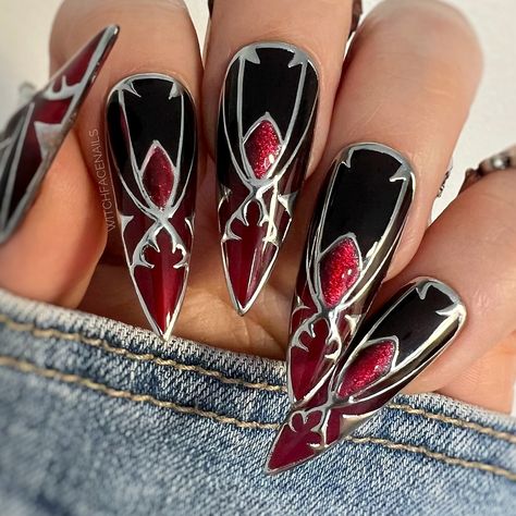 🩸 Fit for a Vampire 🩸 Semi Transparent for a Stained Glass look 🩸 Sizing kits recommend 🩸 🩸 Everything @magpie_beauty 🩸 Black & Red Jellies 🩸 Felix & Gms 🩸 Black Gel Paint & Diana Chrome 🩸 Tio #vampiregoth #gothfashion #gothgoth #vamplife #vampires #vampira #vampirefreaks #gothicnails #gothnails #cateyenails #stainedglasspressonnails #stainedglassnails #gothicstainedglass #salemwitch #witchygoth #witchynails #gothiclife #gothicaesthetic #gothpressonnails #gothbeauty #halloweenallyear #... 3d Nail Art Halloween, Stained Glass Nail Art Tutorial, Stained Glass Window Nails, Gothic Halloween Nails, Vampire Inspired Nails, Little Red Riding Hood Nails, Heartbreak Nails, Ombre Tip Nails, Phantom Of The Opera Nails