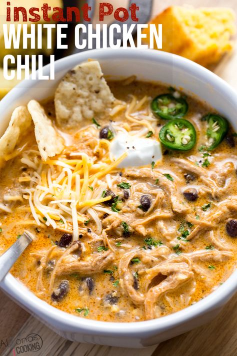 White Chicken Chili Instant Pot, Chicken Chili Instant Pot, Instant Pot White Chicken Chili, Chili Instant Pot, White Chicken Chili Recipe, White Chili Chicken Recipe, Instant Pot Soup Recipes, Chicken Chili Recipe, Best Instant Pot Recipe