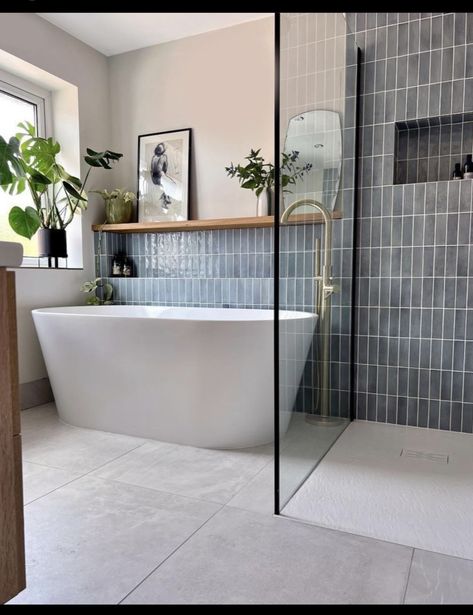 Small Bathroom Ideas With Tub Modern Freestanding Bathtub, Freestanding Tub Tile Surround Ideas, Ensuite Bathroom Ideas With Bath, Dark Mid Century Modern Bathroom, Small Bathroom Large Tile, Bath And Shower Separate, Long Narrow Bathroom, Ensuite With Bath, تصميم دورة مياه