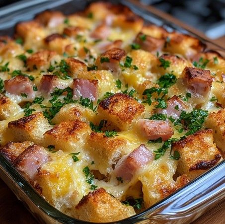 Crescent Roll Breakfast Casserole – Naomi's Recipes Egg Casserole Recipes Crescent Rolls, Breakfast Casserole With Crescent Rolls, Crescent Roll Breakfast, Crescent Roll Breakfast Recipes, Hashbrown Breakfast, Crescent Breakfast, Breakfast Quiche Recipes, Breakfast Crescent Rolls, Crescent Roll Breakfast Casserole