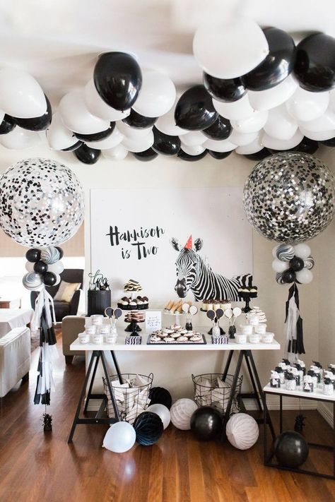 monochrome safari party theme. #kidspartyideas #childrensparty #childrenspartythemes #kidsmonochromeparty #monochromeparty #monochromepartydecorations Black And White Party Decorations, Zebra Birthday Party, Mermaid Party Ideas, White Party Decorations, Zebra Birthday, Zebra Party, Black White Parties, Adult Party Themes, Jungle Theme Birthday