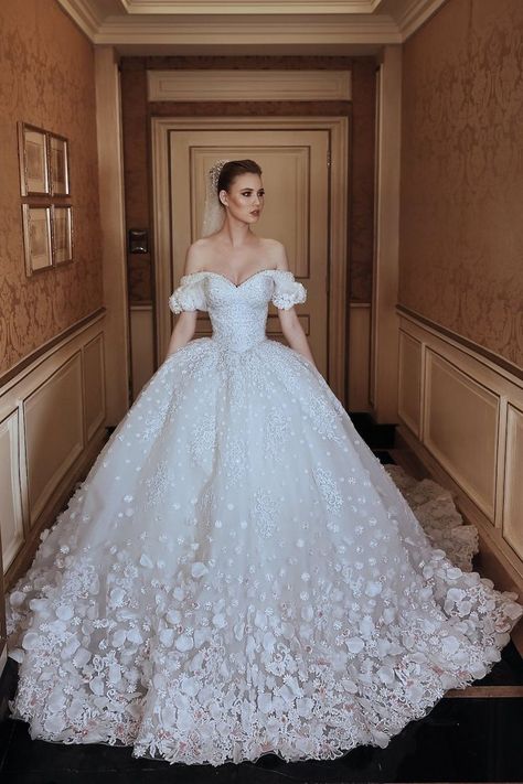 Wedding dress | Lebanese Designer Sadek Majed Couture Bridal 2018 Collection - Perfete  #weddingdress #weddingdresses #bridalgown #bridal #bridalgowns #weddinggown #bridetobe #weddings #bride #dreamdress #bridalcollection #bridaldress #dress See more gorgeous wedding dresses by clicking on the photo Sadek Majed, Bridal Ball Gowns, Brides Gown, Homemade Dress, Couture Bridal, Affordable Wedding Dresses, Stunning Wedding Dresses, Princess Wedding Dresses, Wedding Dress Inspiration