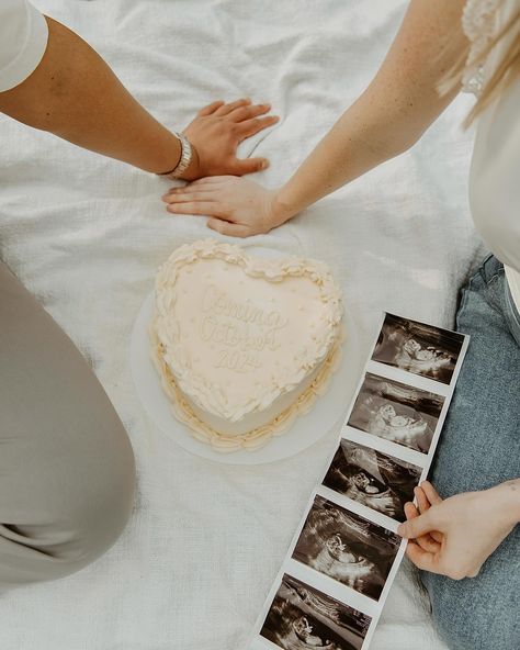 in loveee with this gender reveal… 🌷🕊️🩷👼🏼✨🍰🌸 maternity + gender reveal sessions are becoming one of my favorite intimate experiences with my couples! it’s truly so beautiful capturing love stories every day… but THIS — i can’t put it into words 🥹 what’s the saying..?! a picture is worth a thousand words ;) Private Couple Gender Reveal, Indoor Gender Reveal Photoshoot, Intimate Cake Gender Reveal, Gender Reveal Cake Pictures, Private Gender Reveal Photoshoot, Gender Reveal Announcement Picture, Gender Reveal Couple Only, Gender Reveal Intimate Ideas, Gender Reveal Ideas For Couple Only